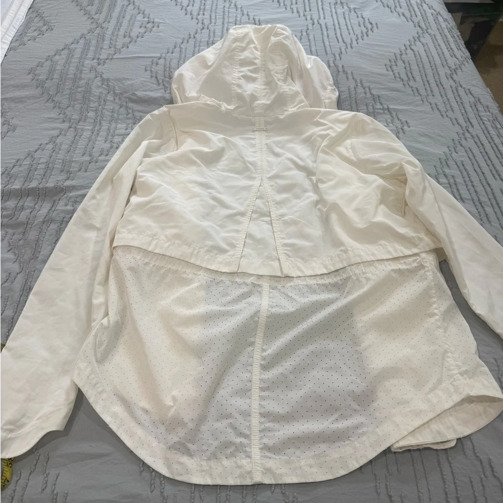 Athleta White Aerate Jacket Lightweight Casual Wear - Picture 4 of 16